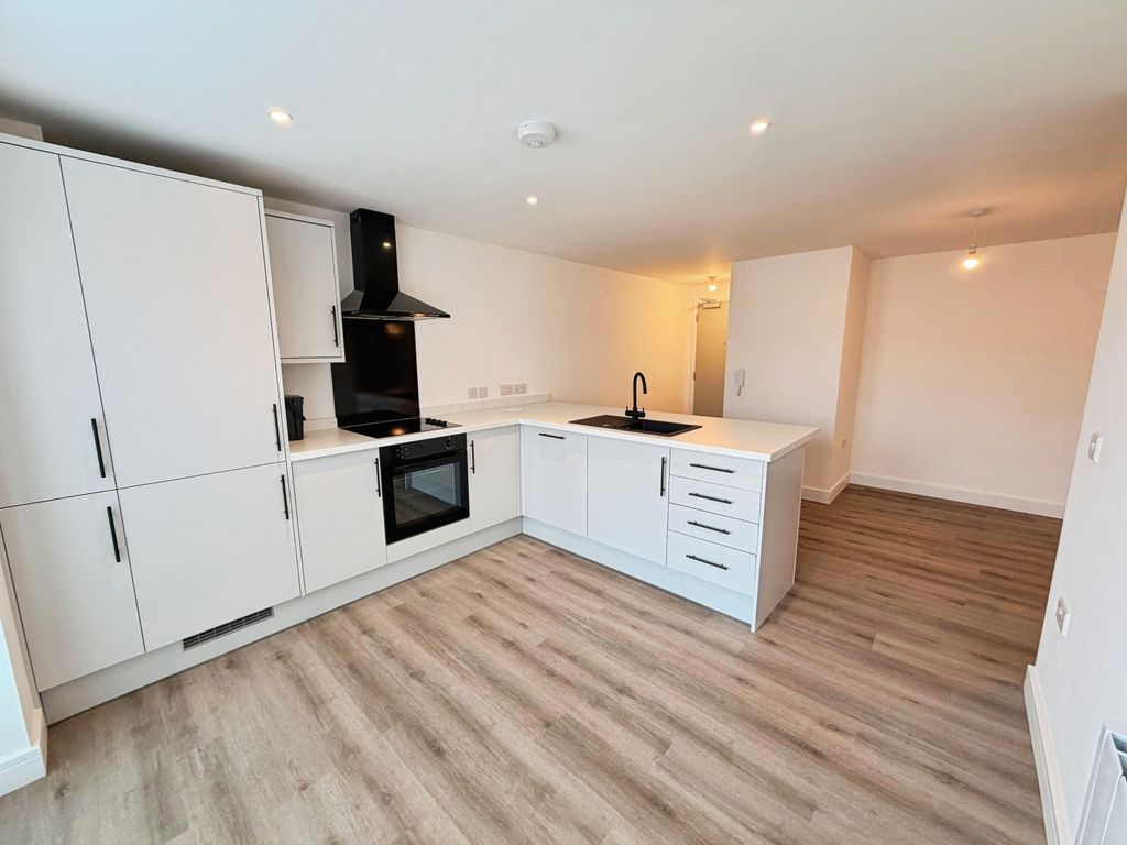 Property photo 2 of 13 Kitchen