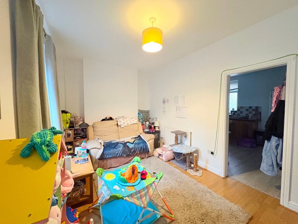 Property photo 3 of 18