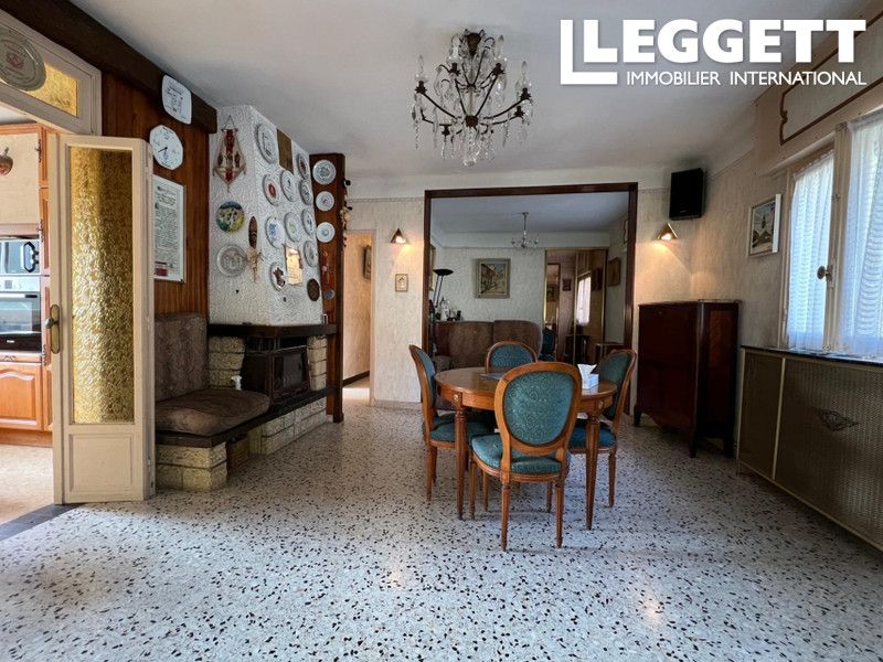 Property photo 2 of 10