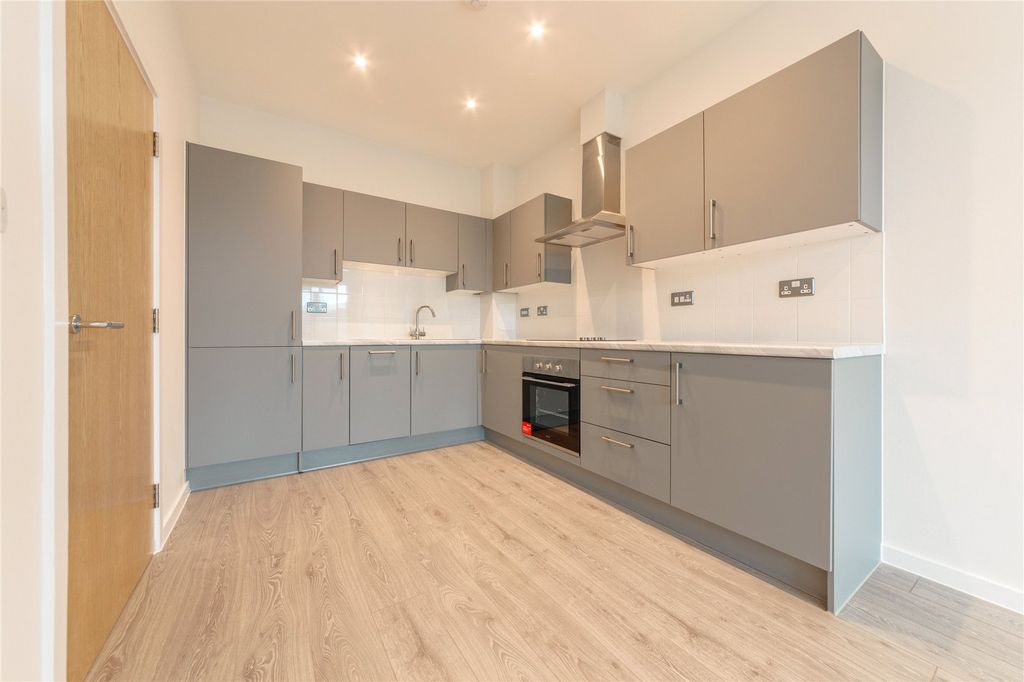 Property photo 2 of 9 Picture No. 06