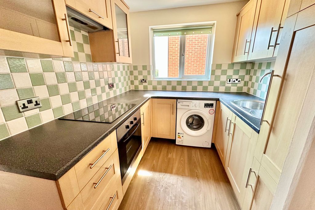 Property photo 2 of 7