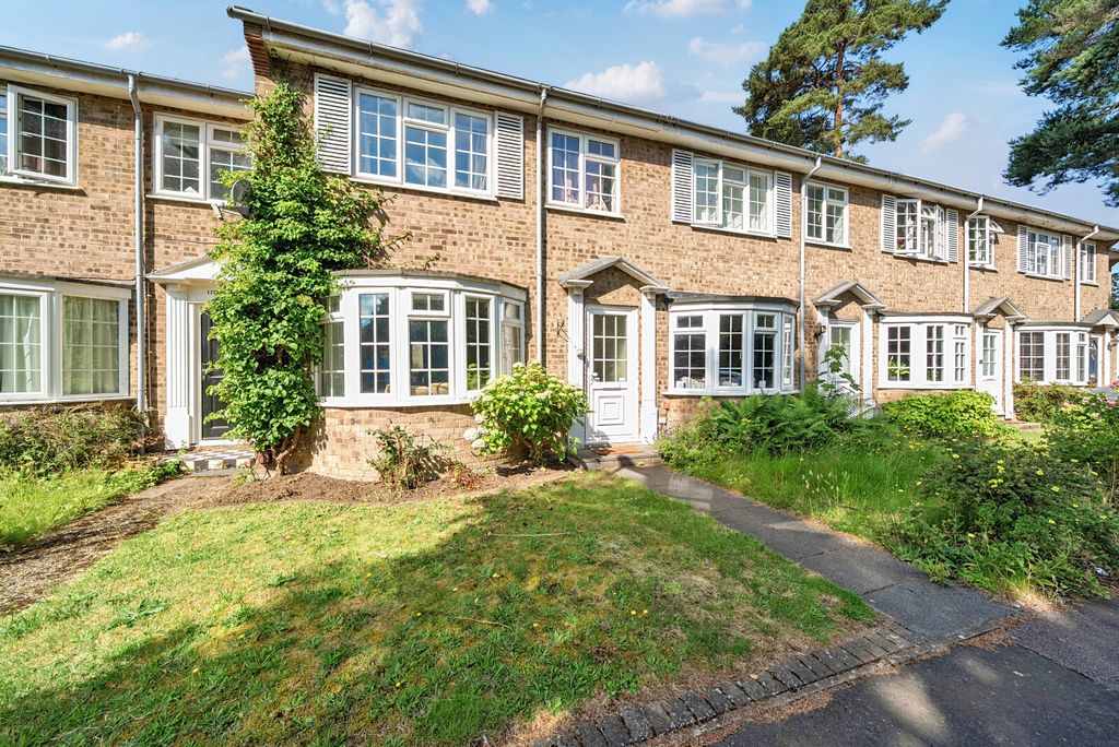 Property photo 1 of 13 1480051-1-6A3109F...