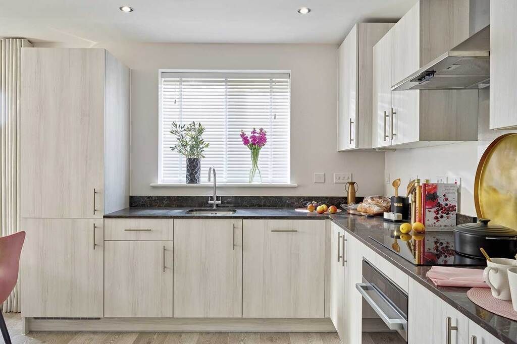 Property photo 3 of 5 Typical Kitchen