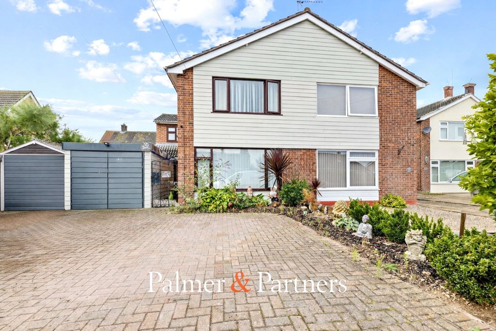 Property photo 1 of 19 Picture No. 23