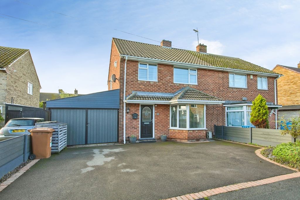Property photo 1 of 17 Pbox-Img.Jpg