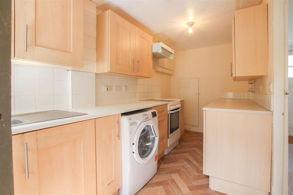 Property photo 3 of 10 Img_0719.Jpg
