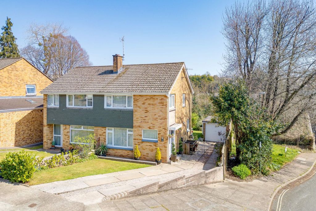 Property photo 1 of 23