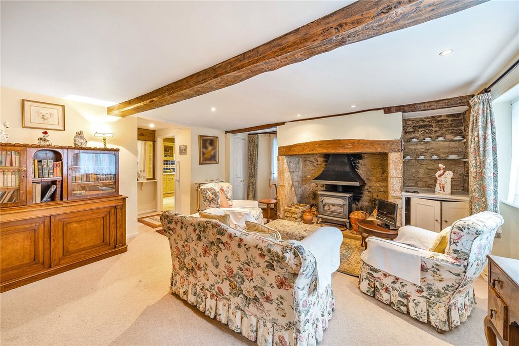 Property photo 1 of 17 Picture No. 05