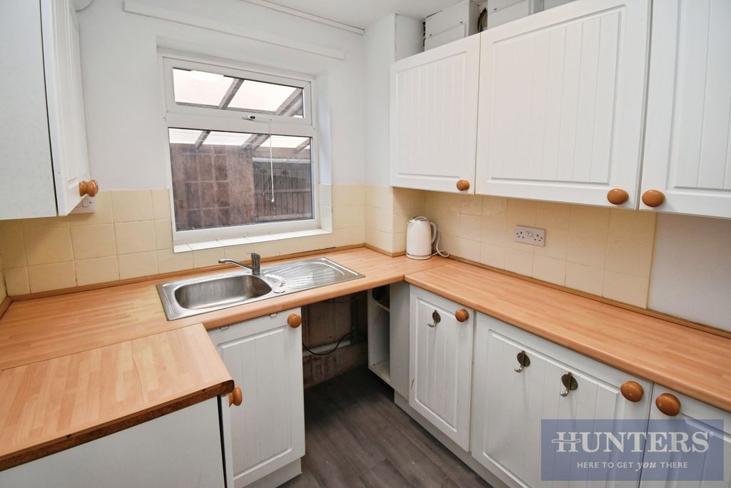 Property photo 2 of 8 Pbox-Img.Jpg