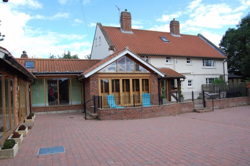 Property photo 2 of 6 Photo 3