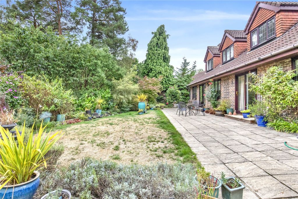 Property photo 3 of 28 Picture No. 26