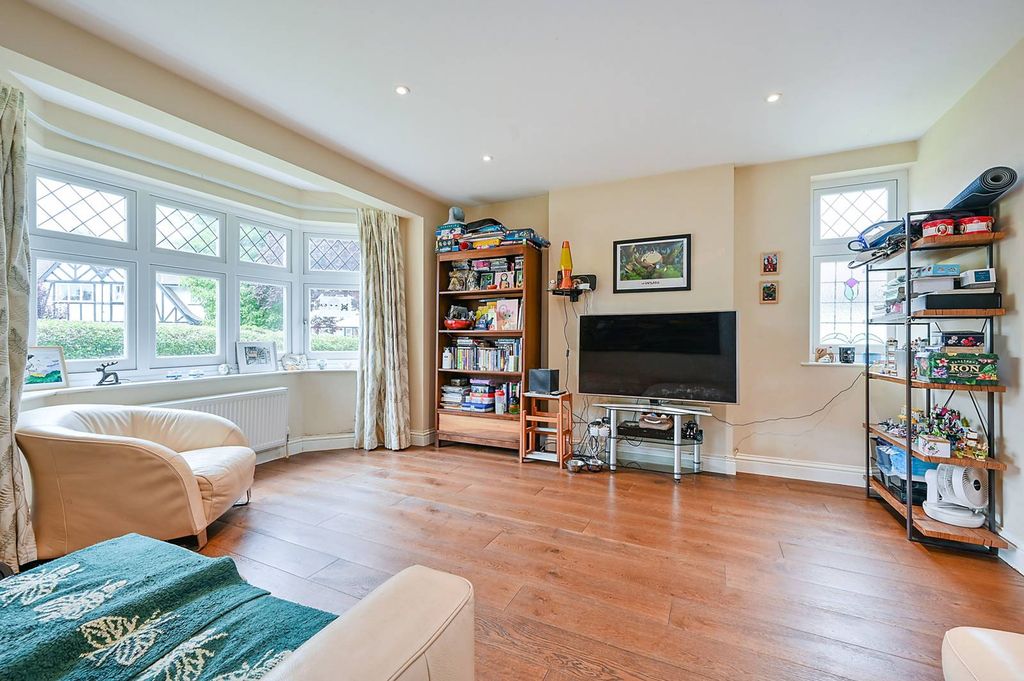 Property photo 1 of 13