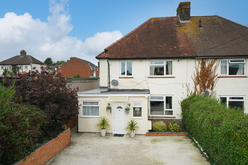 Property photo 1 of 24