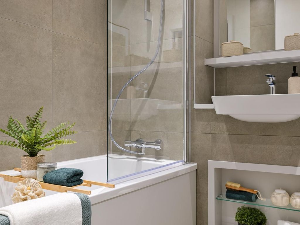 Property photo 2 of 26 The Langstone, Number 19