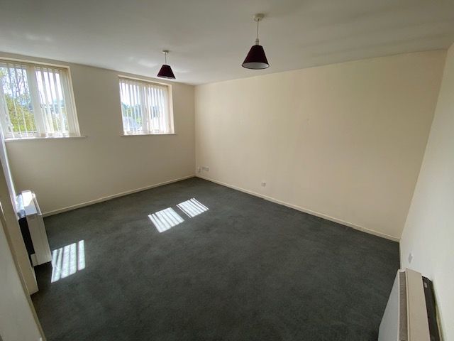 Property photo 2 of 10 Front Description 2