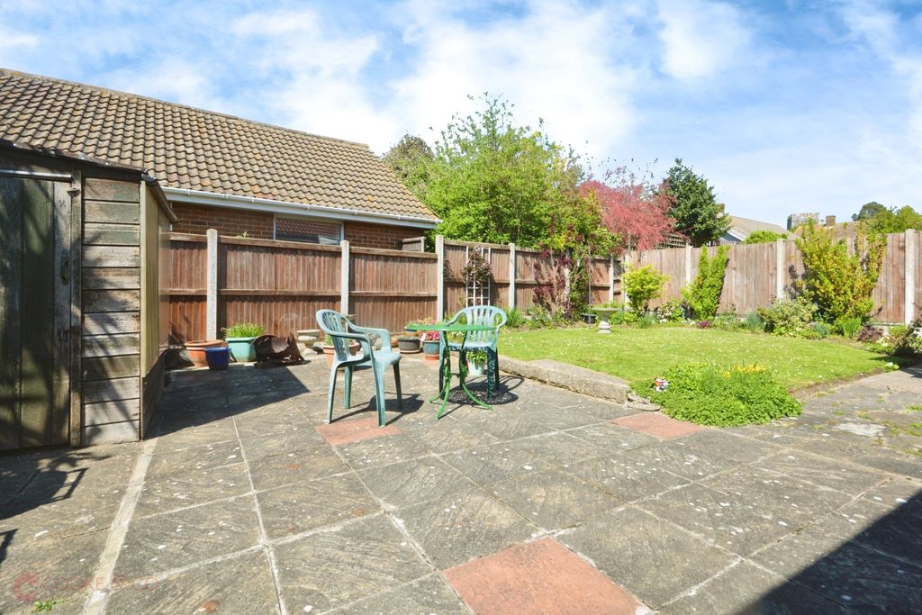 Property photo 2 of 13