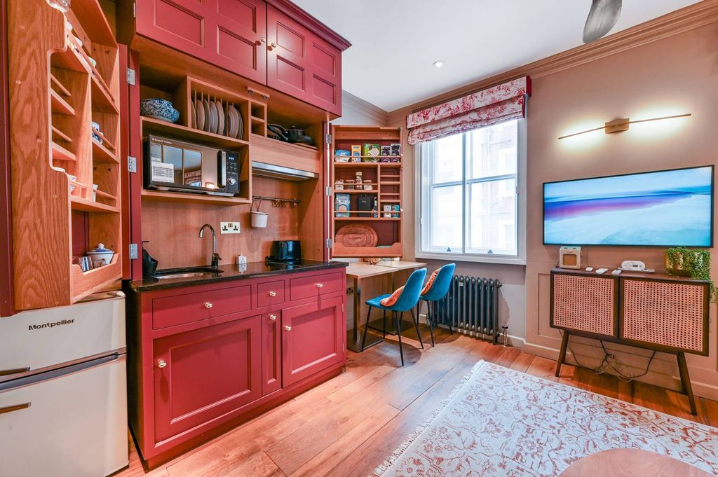 Property photo 3 of 7