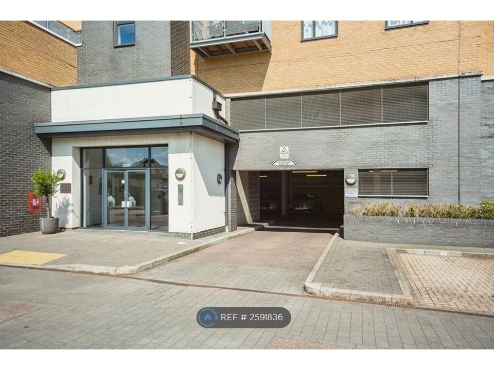 Property photo 2 of 16