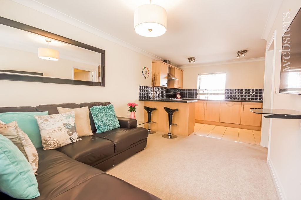 Property photo 2 of 9