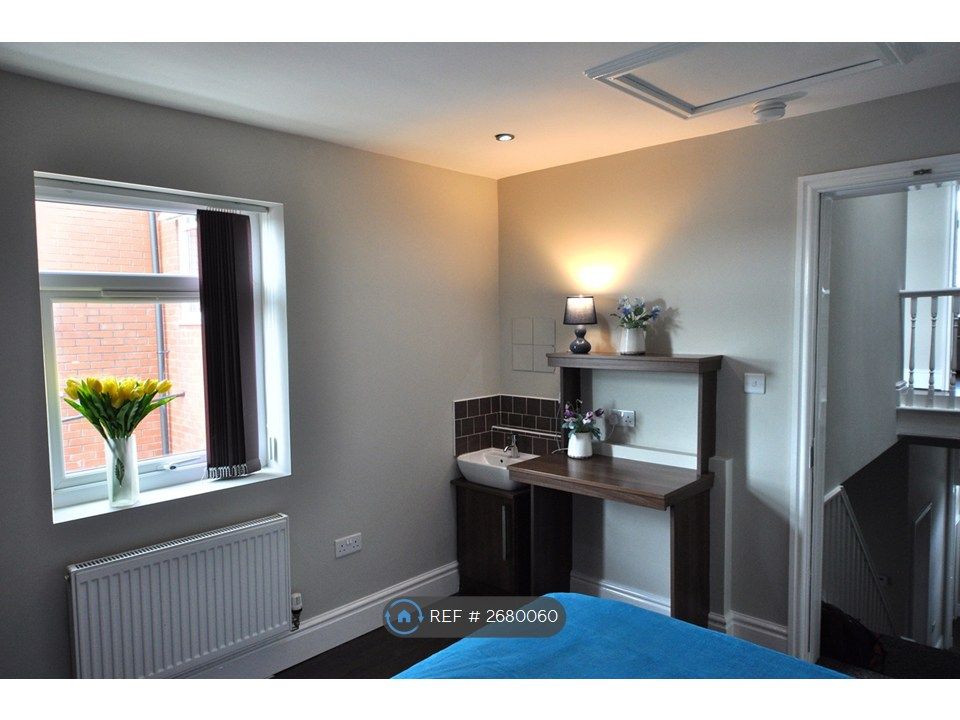 Property photo 2 of 3