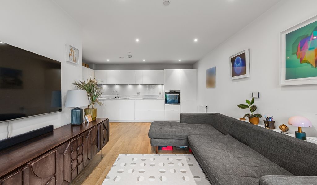 Property photo 3 of 14 094A6727