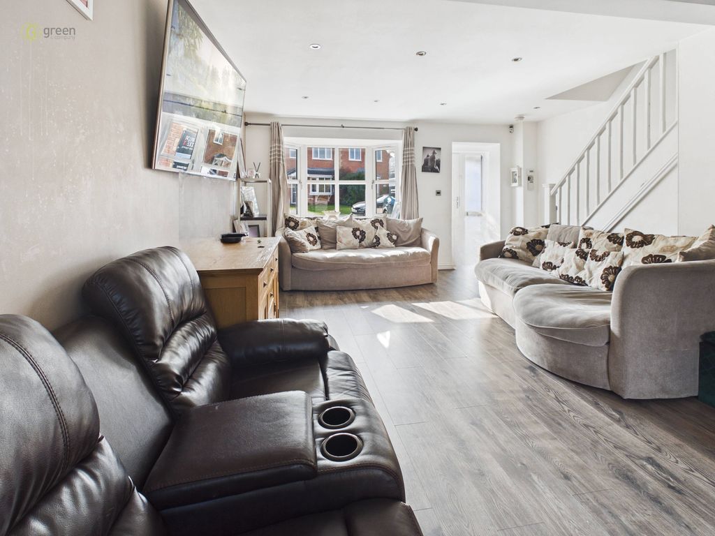 Property photo 3 of 24 Cam04425G0Pr0372Still017