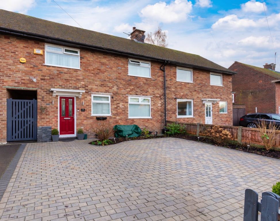 Property photo 2 of 16 Ebb89A52-A322-4130-Bba6-63A25Ab81891