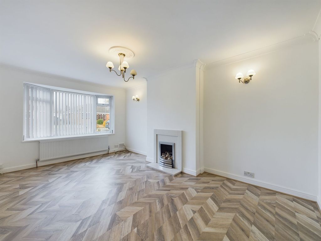Property photo 2 of 38