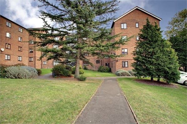 Property photo 1 of 8