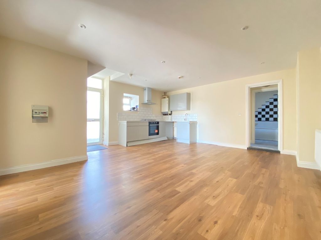 Property photo 3 of 5 Open Plan Living Room