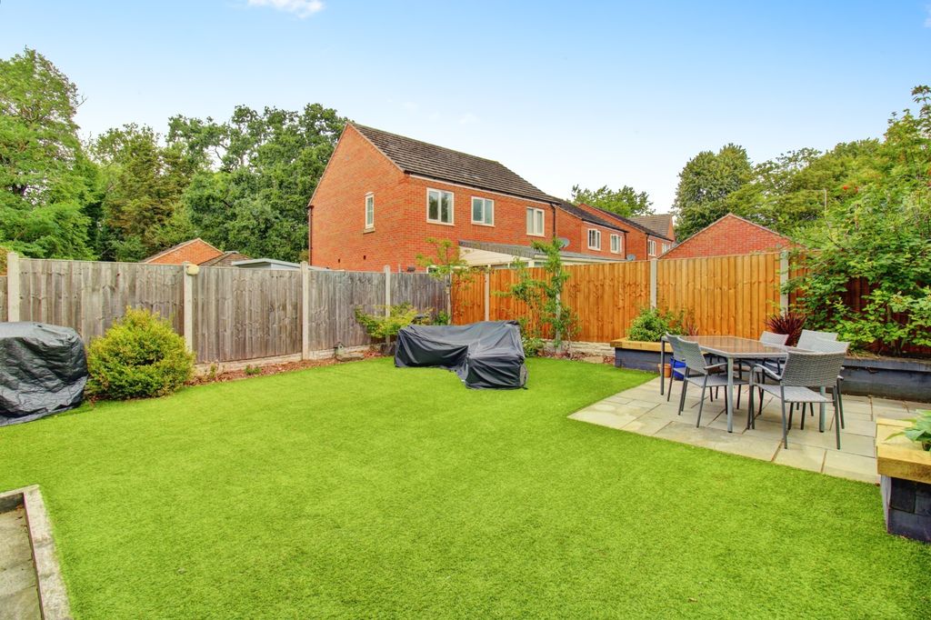 Property photo 2 of 22 Rear Garden