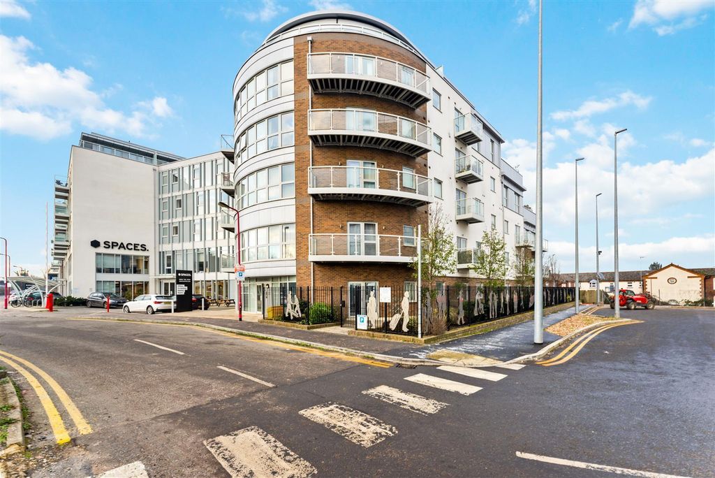 Property photo 1 of 10 Station View.Jpg