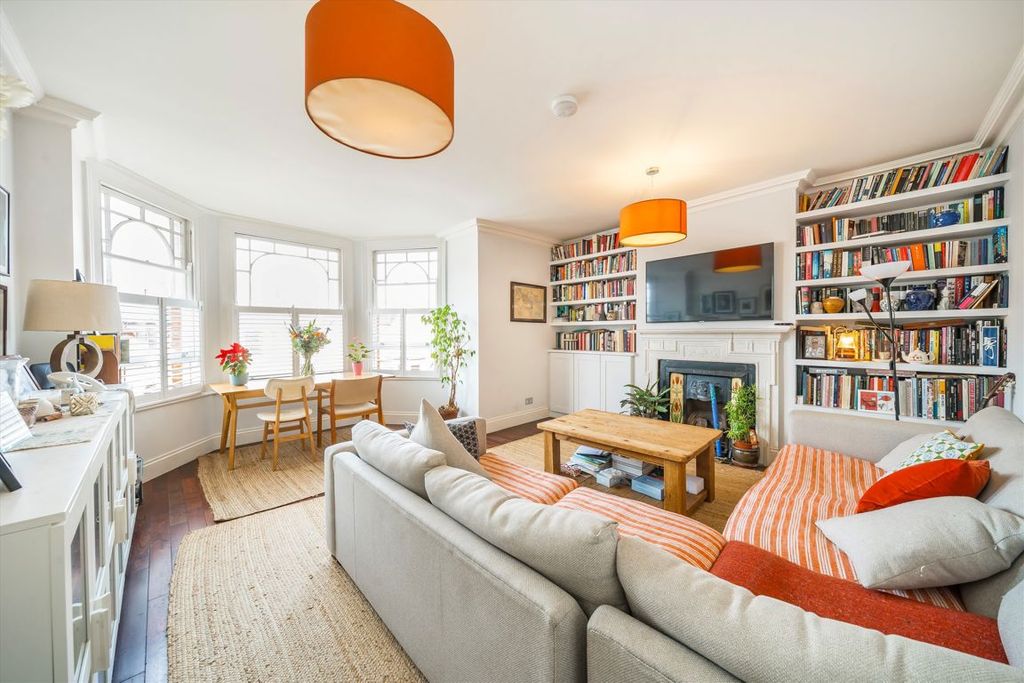 Property photo 3 of 7