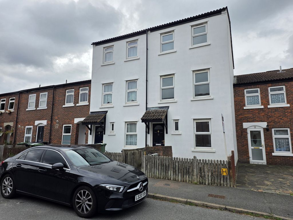 Property photo 1 of 13