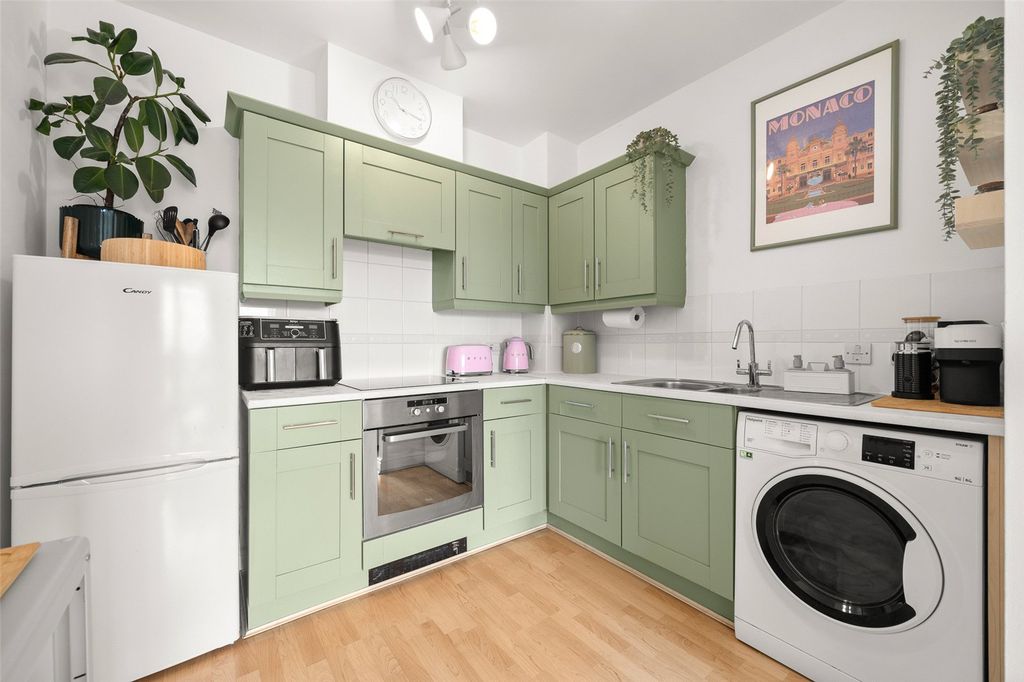 Property photo 3 of 15 Picture No. 08