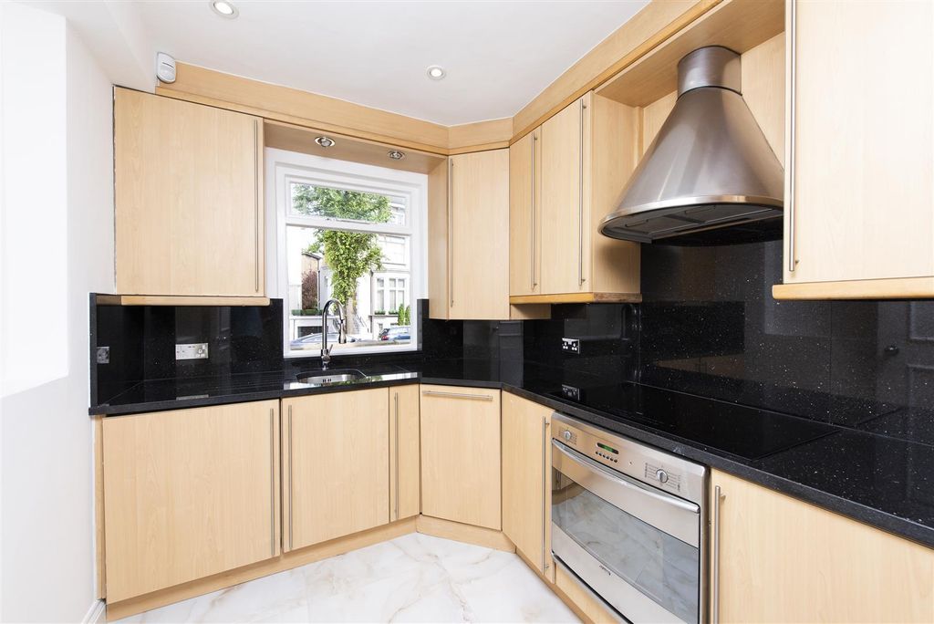 Property photo 2 of 9 P (4).Jpg