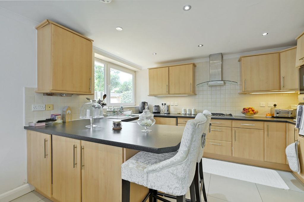 Property photo 3 of 10 Picture No. 09