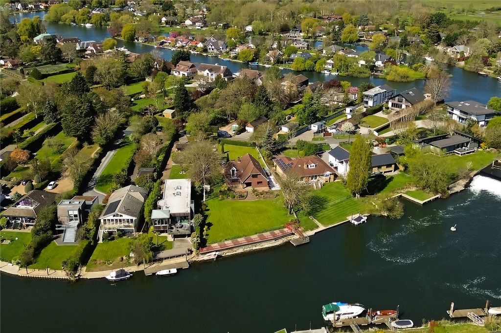 Property photo 1 of 18 Aerial View