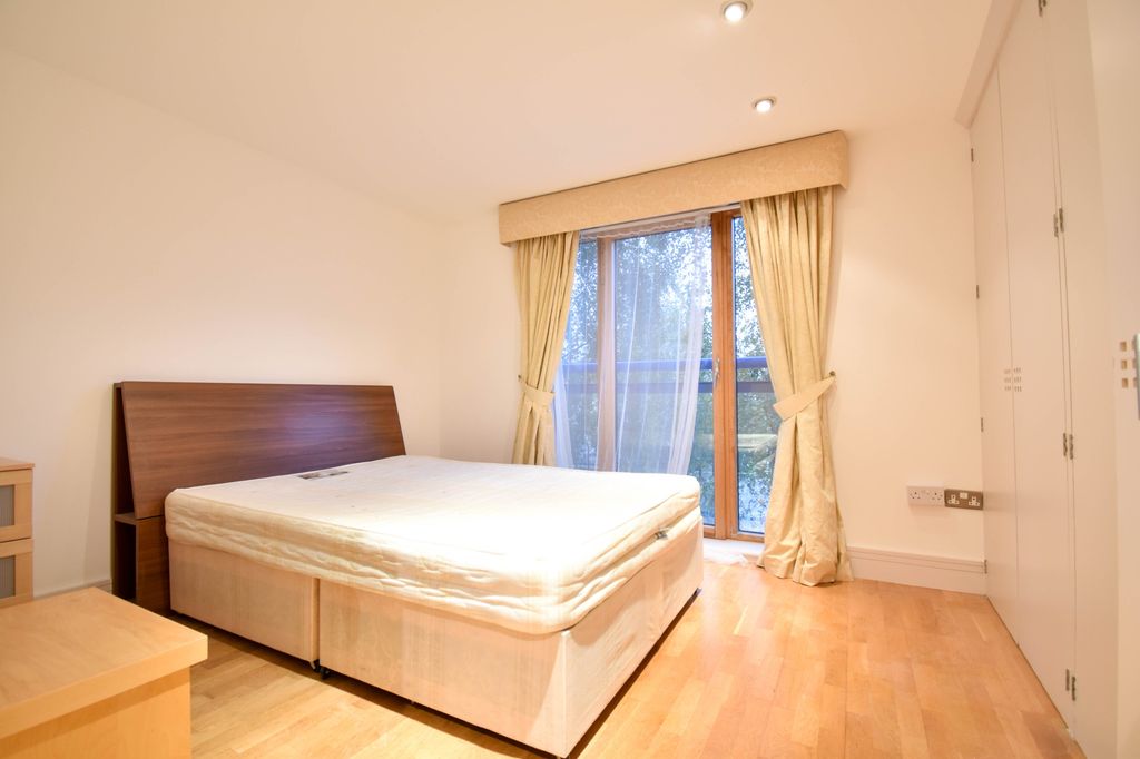 Property photo 3 of 9