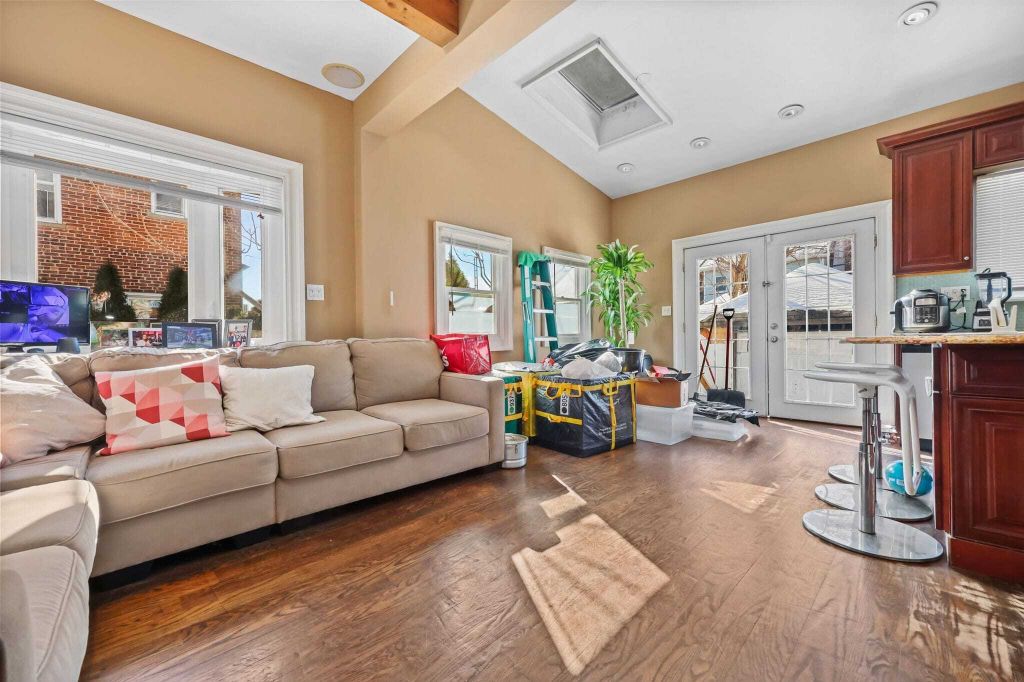 Property photo 2 of 22 <Alttext/>