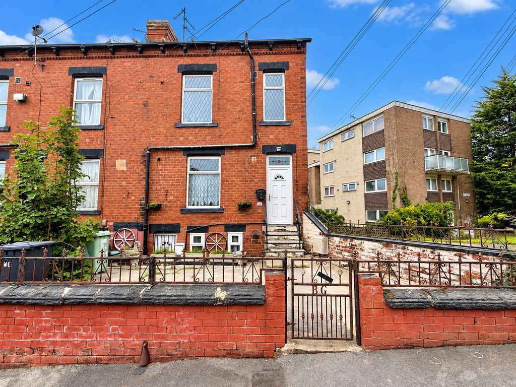 Property photo 1 of 18