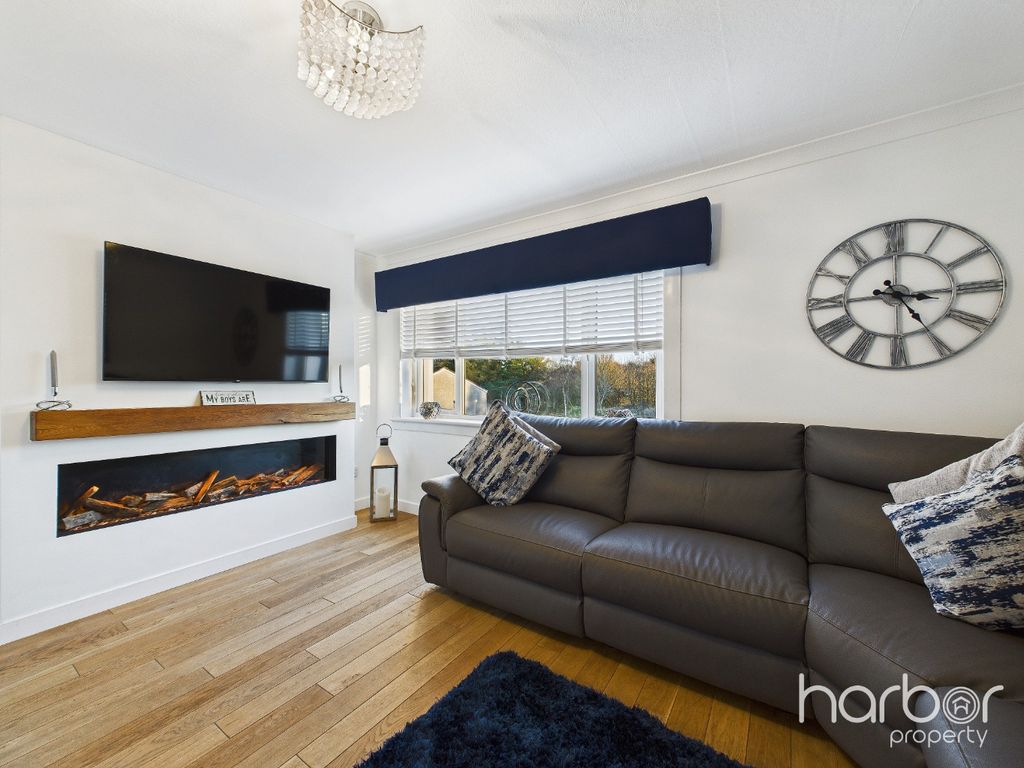 Property photo 2 of 20 4698714