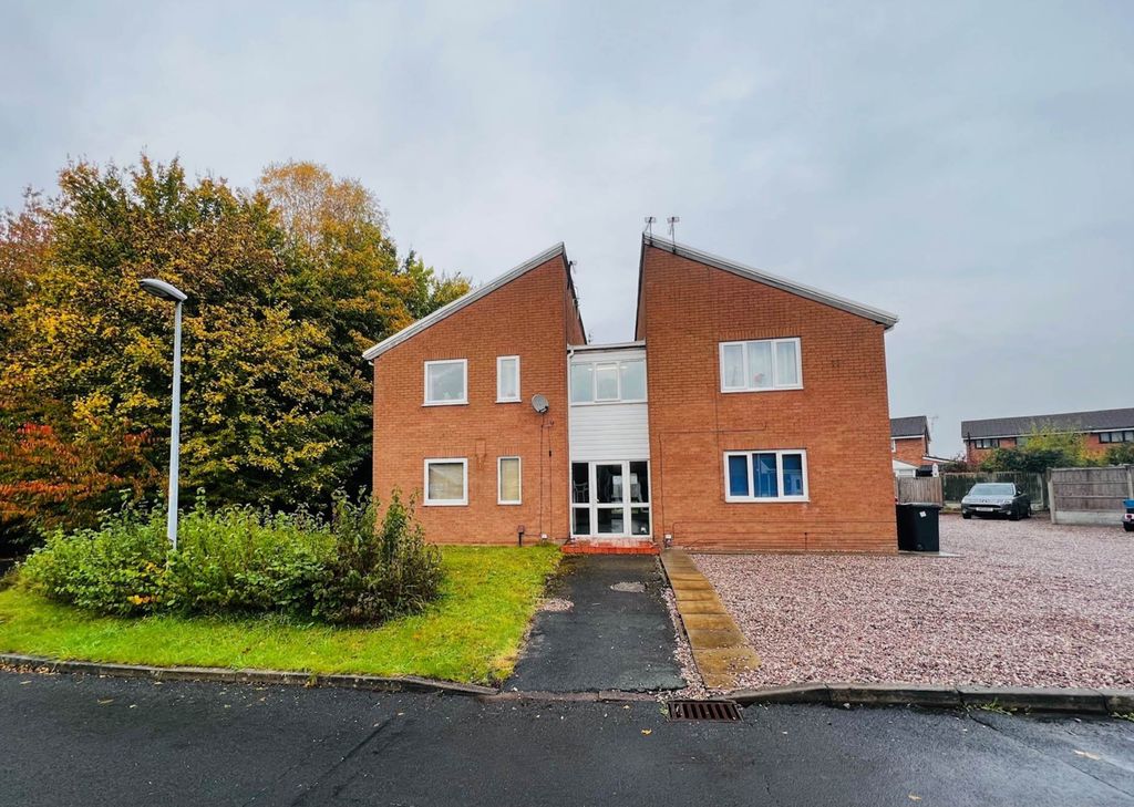 Property photo 2 of 10