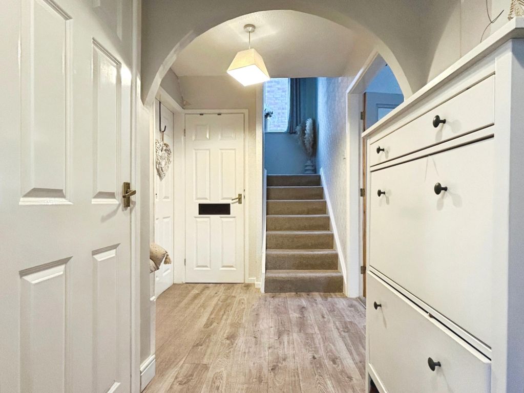 Property photo 3 of 26 Pbox-Img.Jpg