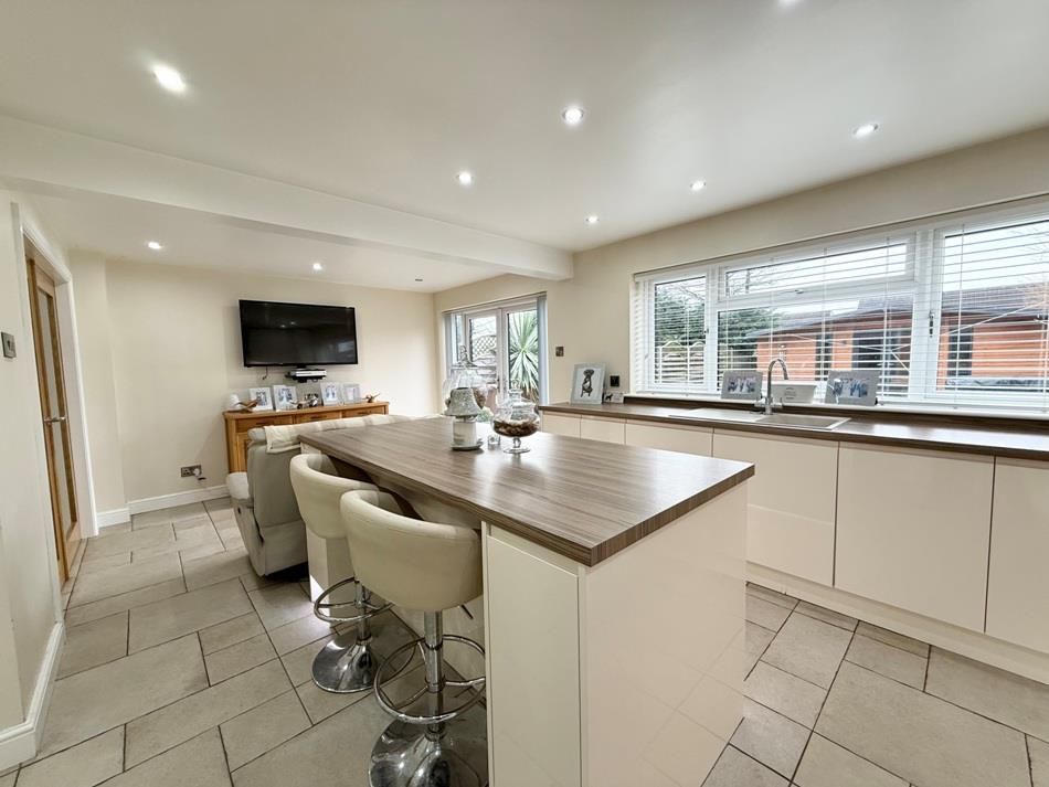 Property photo 2 of 33 Img_E2529