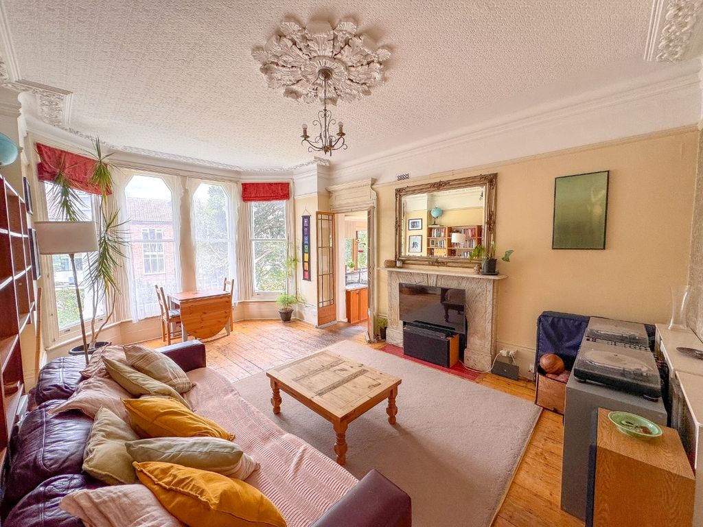 Property photo 1 of 16 5082192