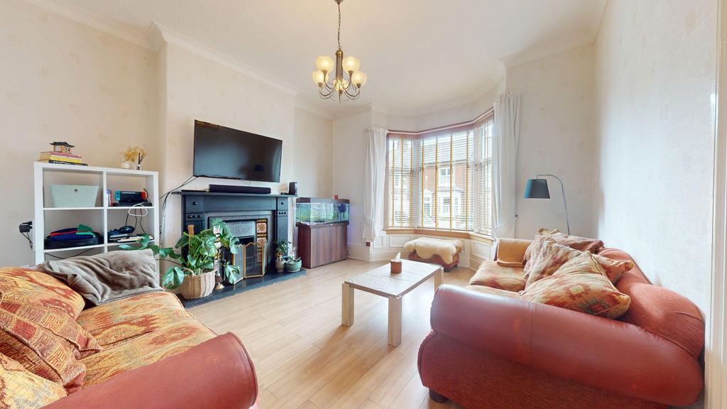 Property photo 1 of 36 4266392