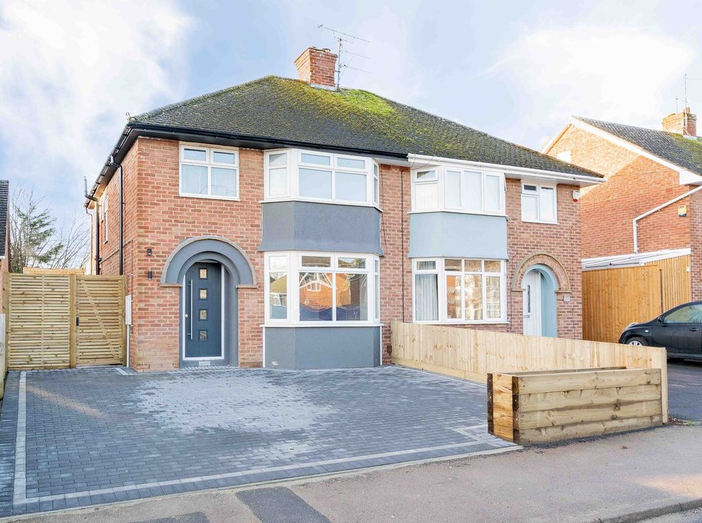 Property photo 1 of 22