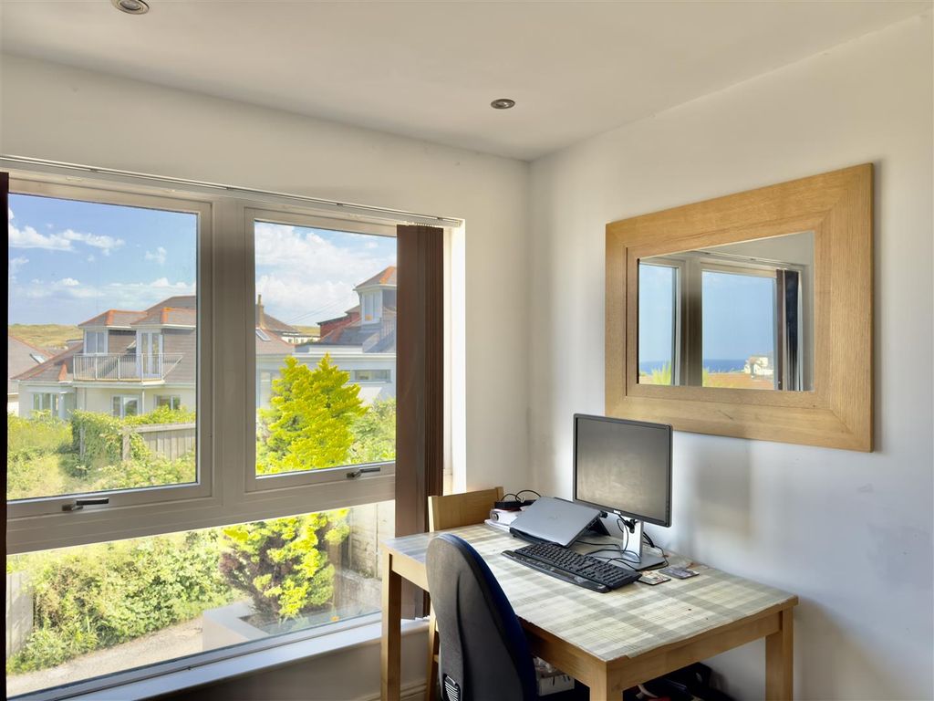 Additional image 8 of 4 bed end terrace house for saleLiskey Hill Crescent, Perranporth TR6
