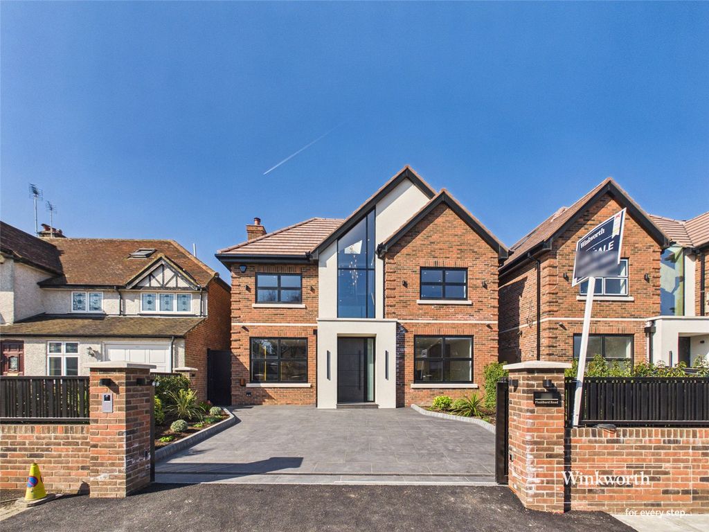 Property photo 1 of 10 External